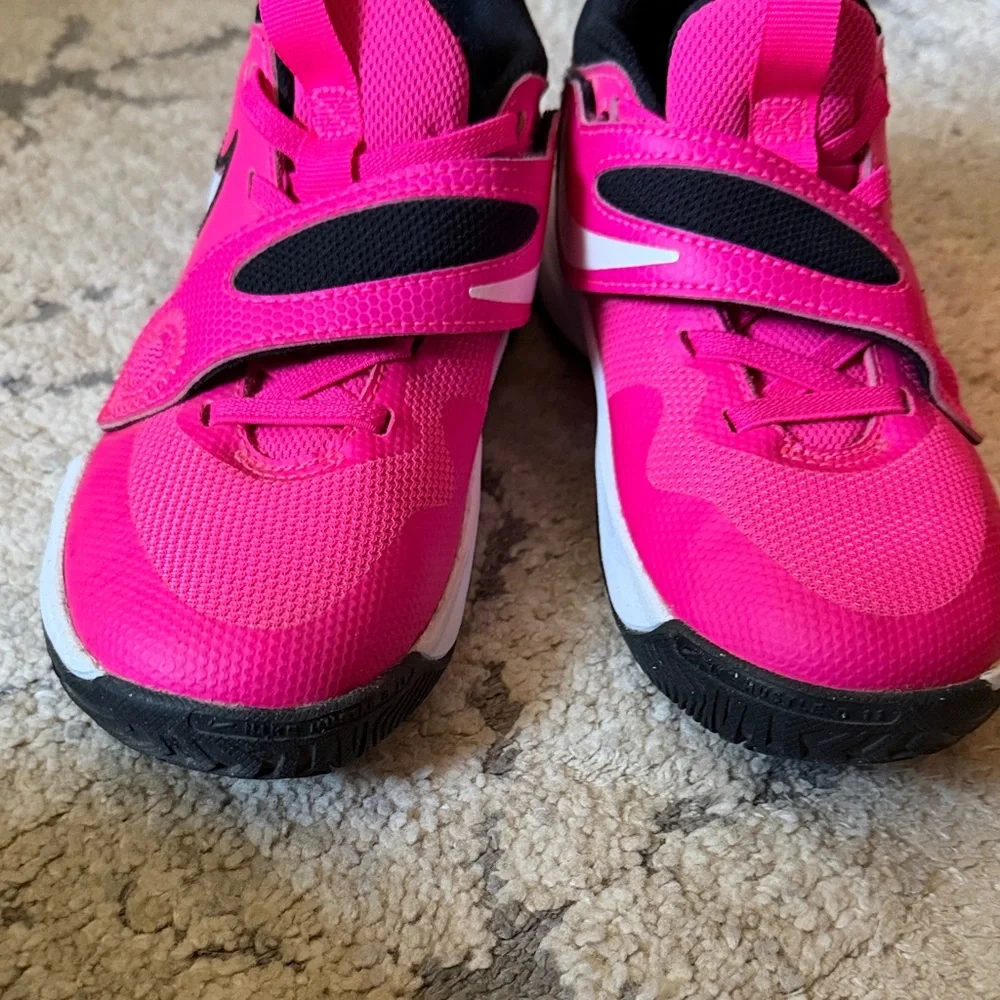 Nike kids pink and Black Sneakers